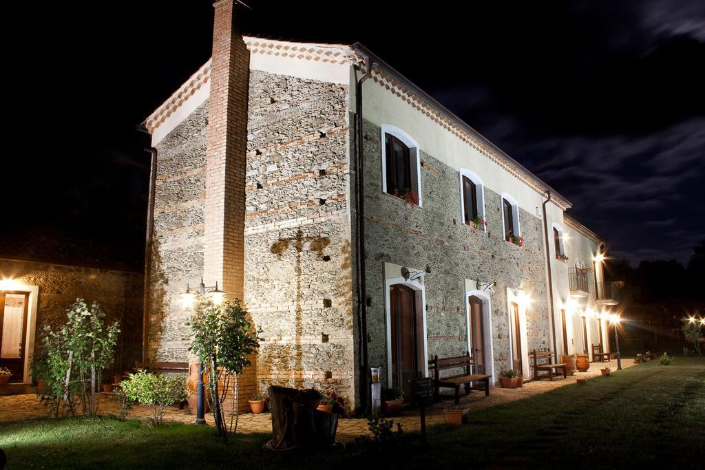 Gasthaus La Rosa Nel Bicchiere Soveria Mannelli Exterior foto